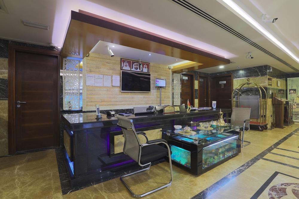 Hotel Queen Palace