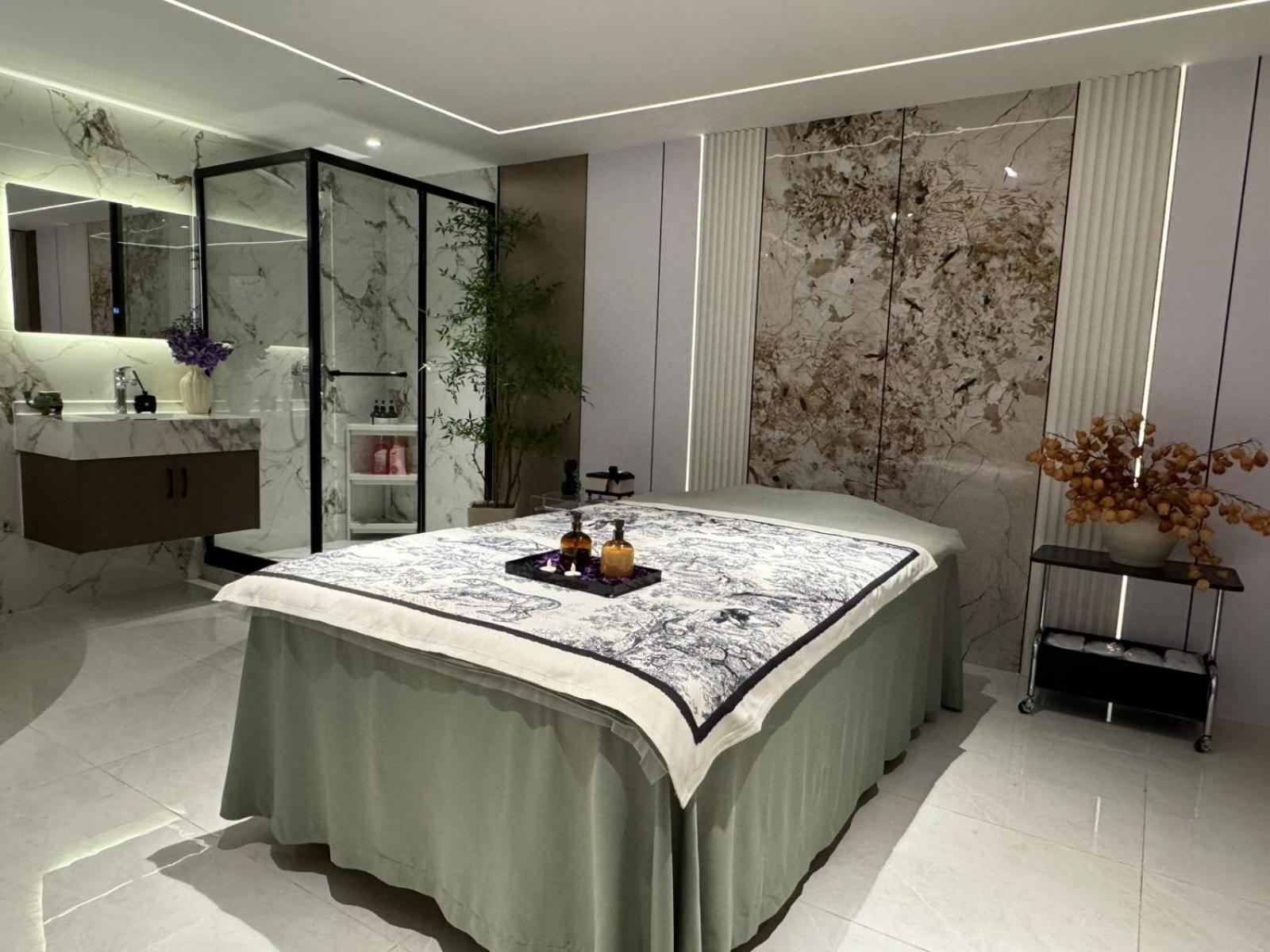 Hotel Queen Palace 4*