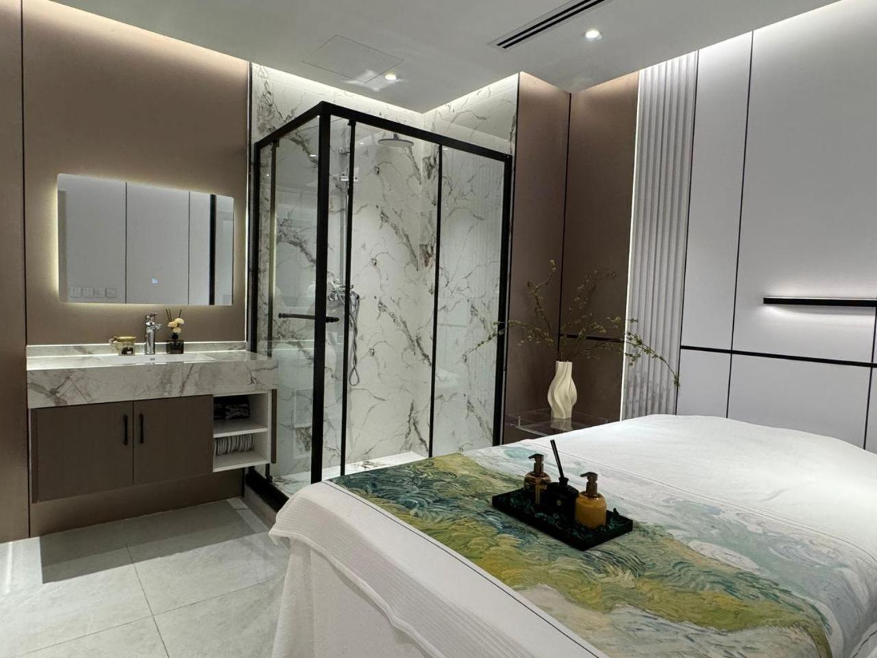 Queen Palace Hotel Abu Dhabi